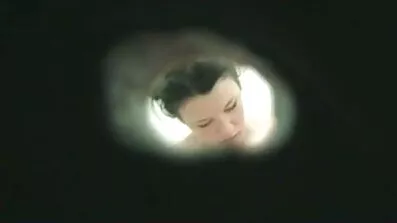 Ципочка дуже вражена великим членом в українське порно відео готелі