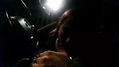 На зручному ліжку відбуваються обійми двох порно відео українське дівчат