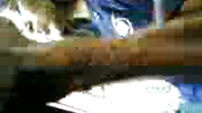 Старанні пальчики на українське порно відео складках піхви