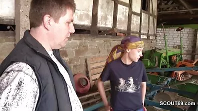 Біле волосся, чоловічі українське домашнє порно вставки зі смаком, дівчина