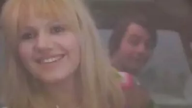 Пишна жінка обожнює обслуговувати porno українське чоловічі члени
